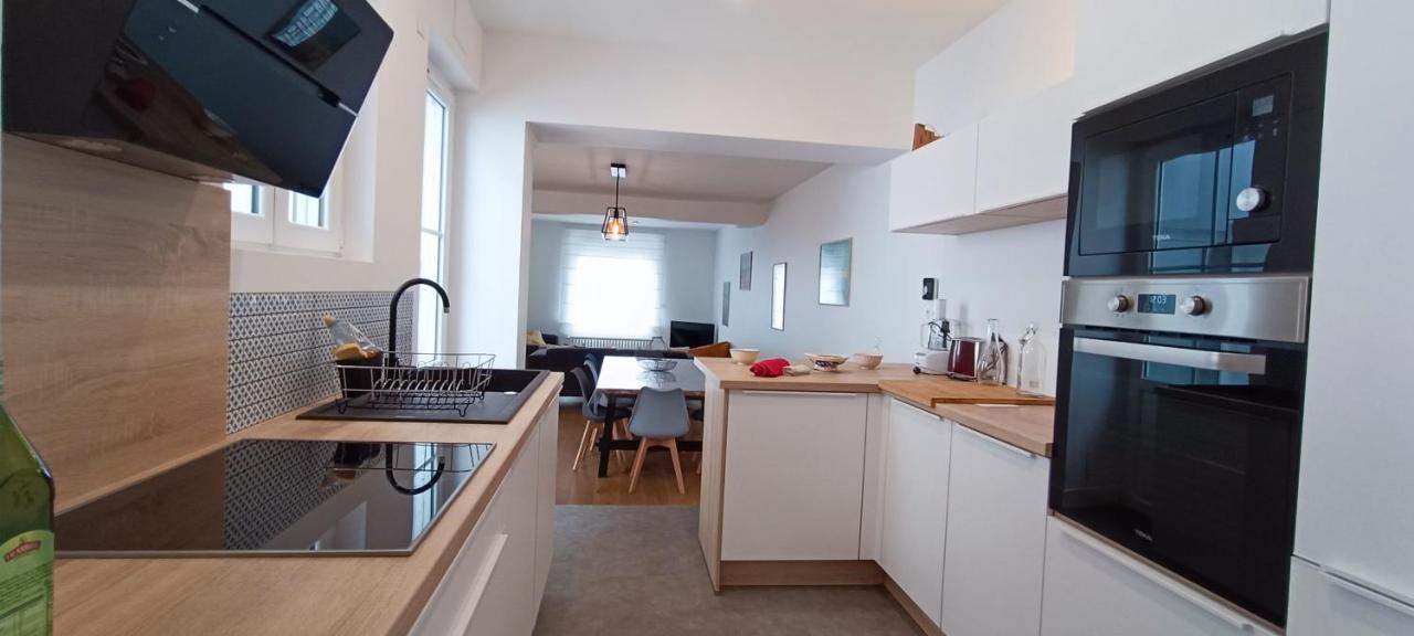 La Tribu -Maison Sablaise A 200M De La Grande Plage เลส์ซาบล์-โดล็อนน์ ภายนอก รูปภาพ